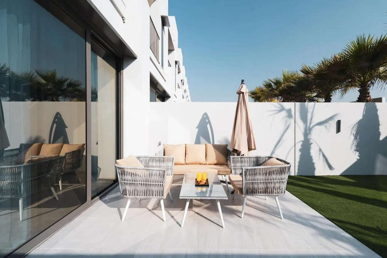New Family Villa With Ps5, Garden And Playroom Dubai 0*,