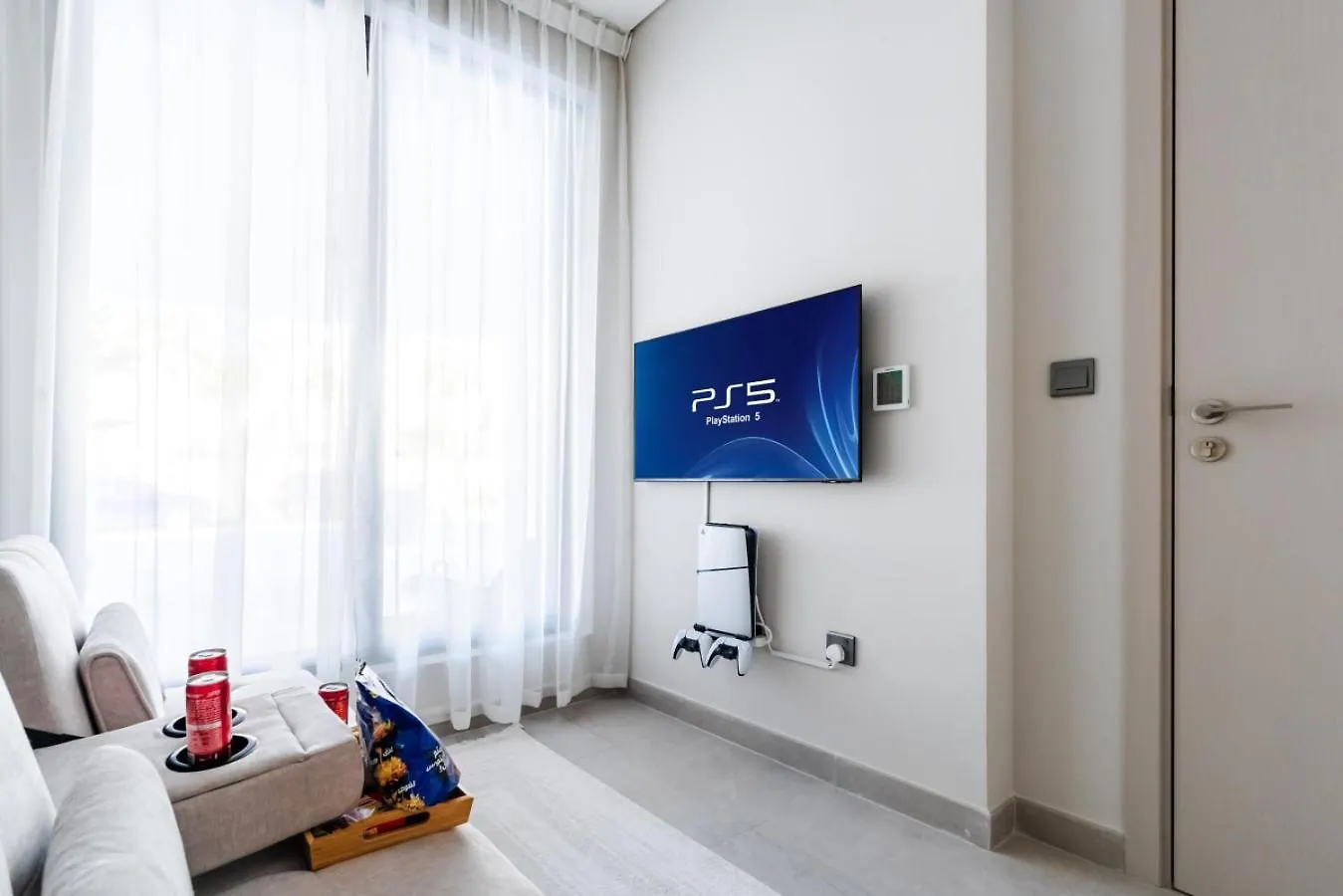 New Family Villa With Ps5, Garden And Playroom Dubai United Arab Emirates